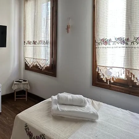 Cunda Nazimaki * Ayvalik